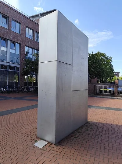 Dreiteiliger Quader