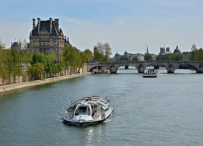 Louvre