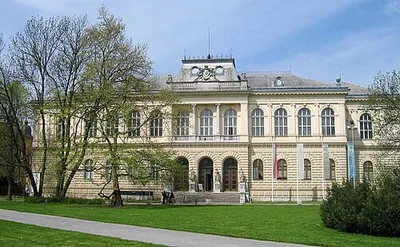 Narodni muzej Slovenije – Prešernova