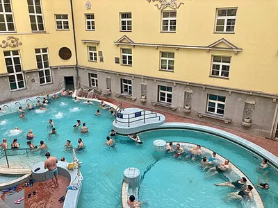 Szent Lukács Gyógyfürdő és Uszoda