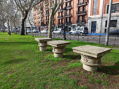 Capiteles Paseo del Prado