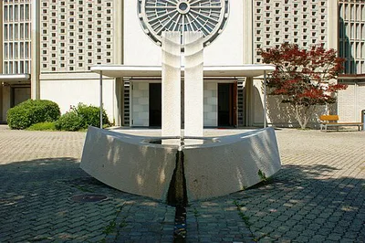 Brunnenanlage Quelle des Lebens