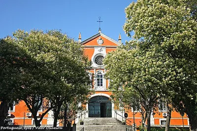 Igreja e antigo Convento de Nossa Senhora da Estrela, actual Hospital Militar Principal