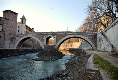 Ponte Fabricio