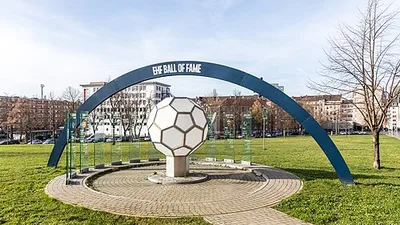 Ball of fame