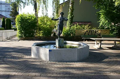Davidbrunnen / David mit Steinschleuder