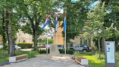 Monument Jean l'Aveugle