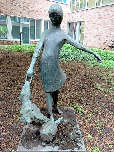 Mädchen mit Hund