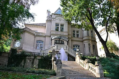 Sacelláry-kastély