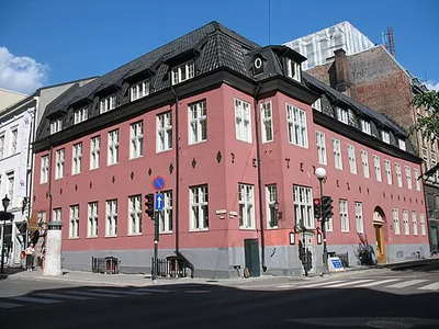 STATTHOLDER GÅRDEN