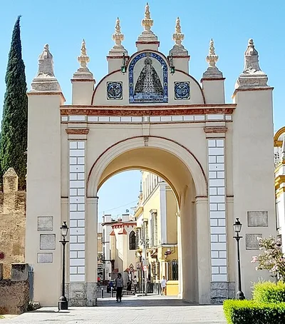 Puerta de la Macarena