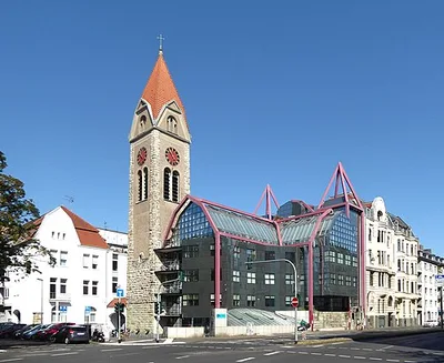 Pfarrkirche Christi Auferstehung