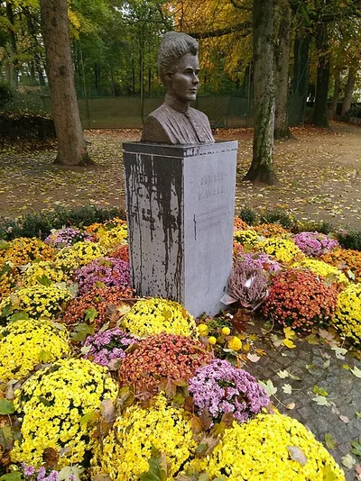 Edith Cavell