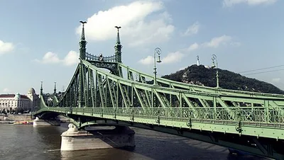 Freiheitsbrücke