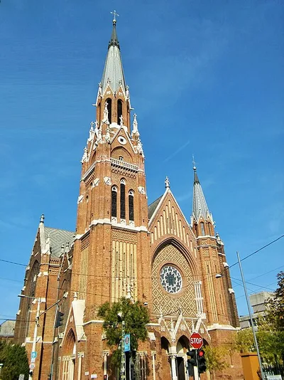 Rózsafüzér királynéja templom