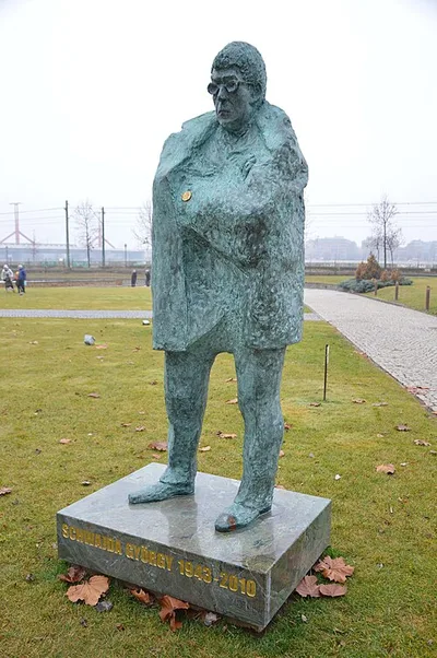 Schwajda György (1943–2010)