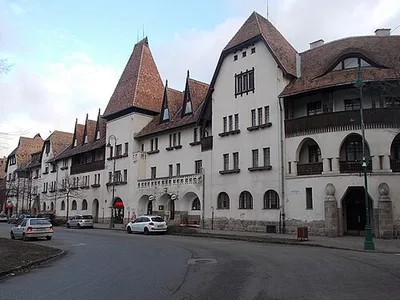 Kós Károly tér