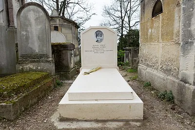 Sylvie Joly