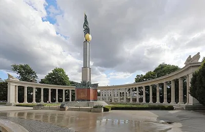 Heldendenkmal der Roten Armee