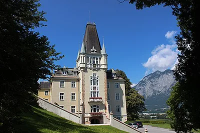 Schloss Mentlberg