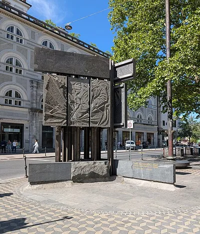 Spomenik Francu Rozmanu - Stanetu