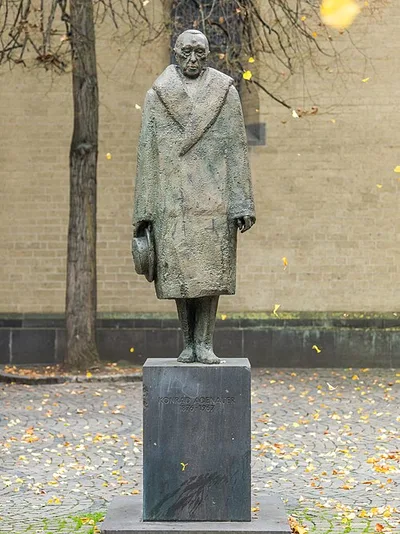 Konrad Adenauer-Skulptur