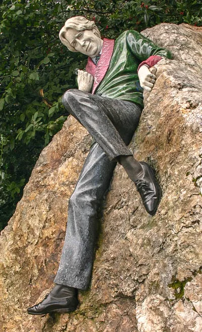 Oscar Wilde Memorial