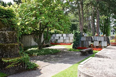 Urnennischenanlage