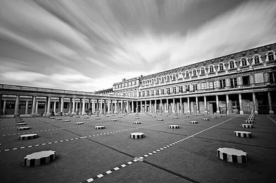 Colonnes de Buren