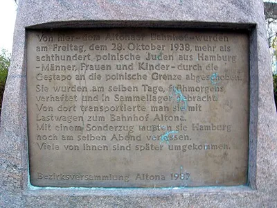 Gedenkstein an die Abschiebung von 800 Juden