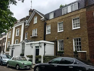 Hyde Park Gate