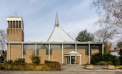 St. Fronleichnam (Köln-Porz)