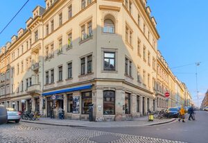 Hostel Mondpalast Dresden – Doppelzimmer mit Dusche und WC
