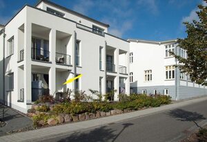 Ferienappartement Meeresbrise – In der Villa Antje mit Terrasse und W-Lan in Göhren