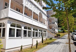 Ferienwohnung mit Balkon und Strandkorb (10) Villa Sonneck – Ferienwohnung mit schönen großen Balkon (10)