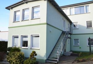 Ferienwohnung Altefähr mit Garten und Sonnenterrasse