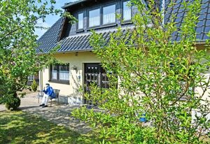 schönes Ferienhaus mit Kamin und Sauna im Ostseebad Sellin