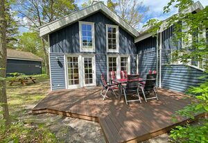 F: Strandhaus Ostseewelle mit Terrasse