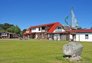 schöne Ferienwohnungen zwischen Deich und Wellen – 05 Ferienwohnung am Deich mit Balkon