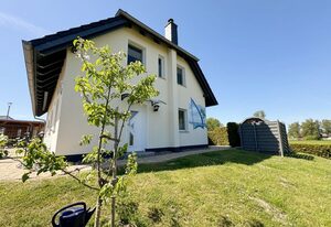 MR: Doppelhaushälfte Meeresbrise mit Terrasse und Fasssauna