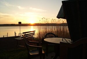 Ferienwohnung am See – 2 Raum Ferienwohnung mit Seeblick