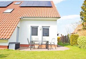 DEB 041 Ferienwohnung mit Terrasse am Kurpark Altefähr