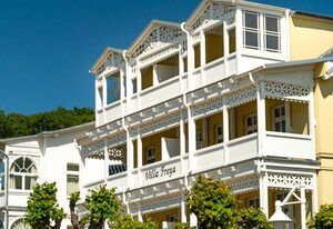 Ferienwohnung mit Balkon in Bäderstilvilla Villa Freya