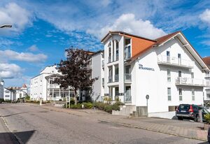 Villa Strandidyll Neubau Ferienwohnung 1.1 mit Balkon – Apartment 1.1 / 2 - Raum - Apartment mit Balkon
