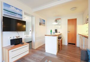 Left - Haus Rolf