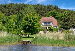 schöne 2-Raum Ferienwohnungen direkt am Selliner See
