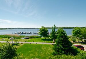 schöne 2-Raum Ferienwohnungen direkt am Selliner See