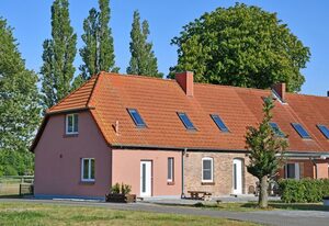 Ferienwohnungen Udars auf Rügen – Ferienwohnung Tilda mit Terrasse