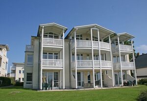 A: Haus Rügenscher Bodden Whg. 05 mit Meerblick 4 Sterne – Ferienwohnung 05 2-Raum 1.Etage mit Balkon