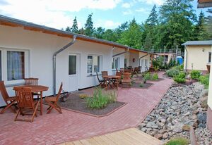 Ferienwohnungen mit Terrasse in Sellin zum Südstrand – Ferienhaus 01 mit Kamin und Terrasse